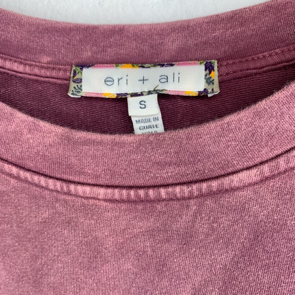 ❌SOLDAnthropologie Eri+Ali Scalloped Sweatshirt - Picture 3 of 6